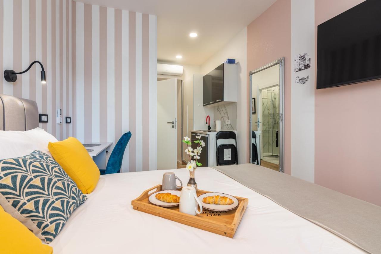 רייקה Apartments & Rooms Six מראה חיצוני תמונה