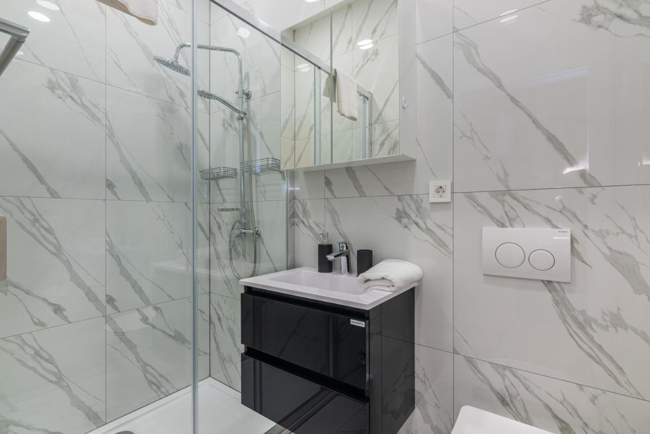 רייקה Apartments & Rooms Six מראה חיצוני תמונה